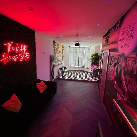 The White House Vegas Suites Blackpool Eksteriør billede