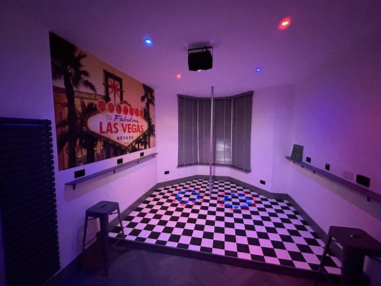 The White House Vegas Suites Blackpool Eksteriør billede